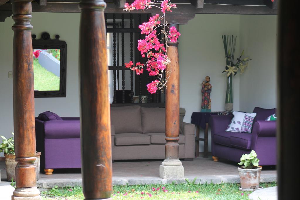 Casa Naranjo Bed & Breakfast Antigua ภายนอก รูปภาพ
