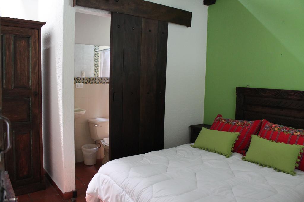 Casa Naranjo Bed & Breakfast Antigua ภายนอก รูปภาพ