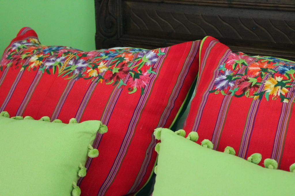 Casa Naranjo Bed & Breakfast Antigua ภายนอก รูปภาพ