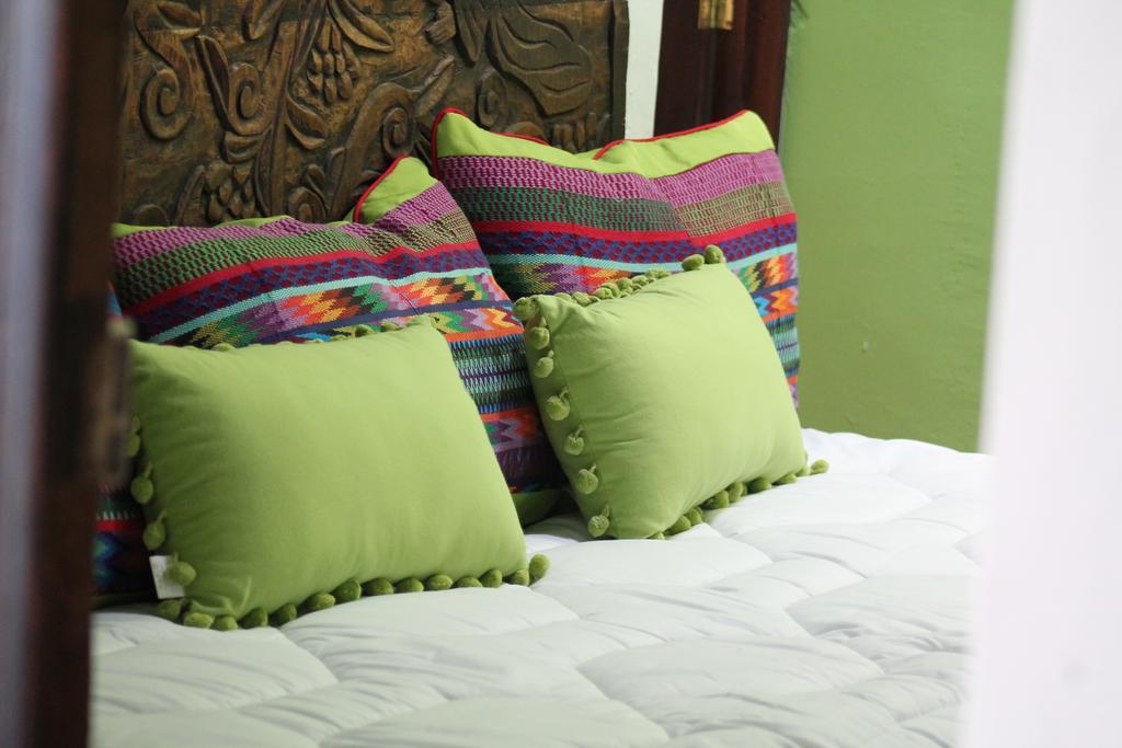 Casa Naranjo Bed & Breakfast Antigua ภายนอก รูปภาพ